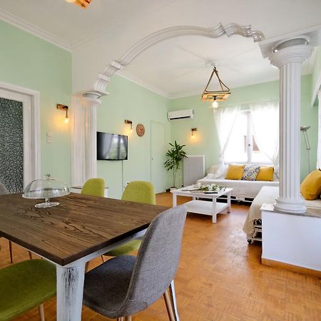 Kosta'S Cottage House Атина Екстериор снимка