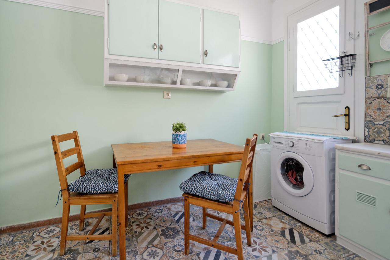 Kosta'S Cottage House Атина Екстериор снимка
