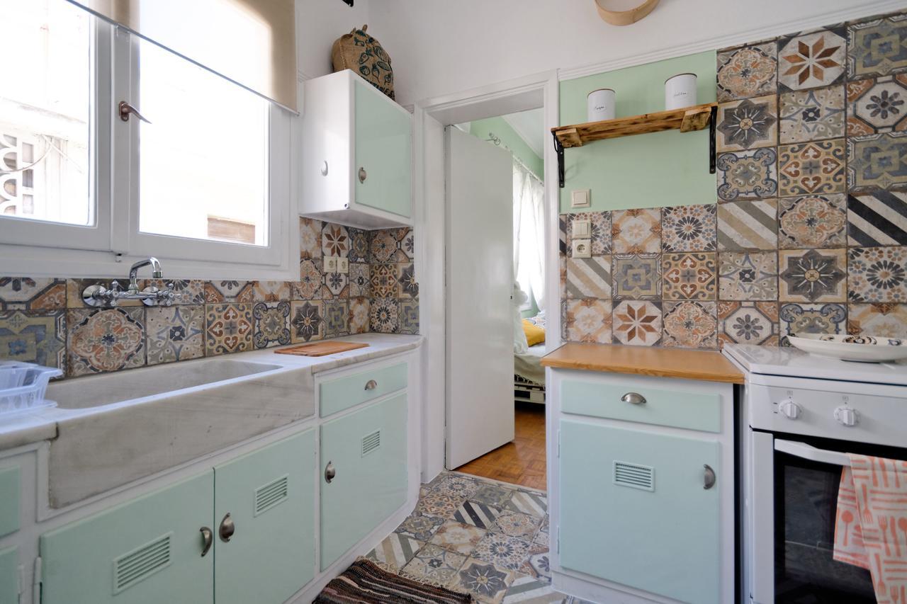 Kosta'S Cottage House Атина Екстериор снимка