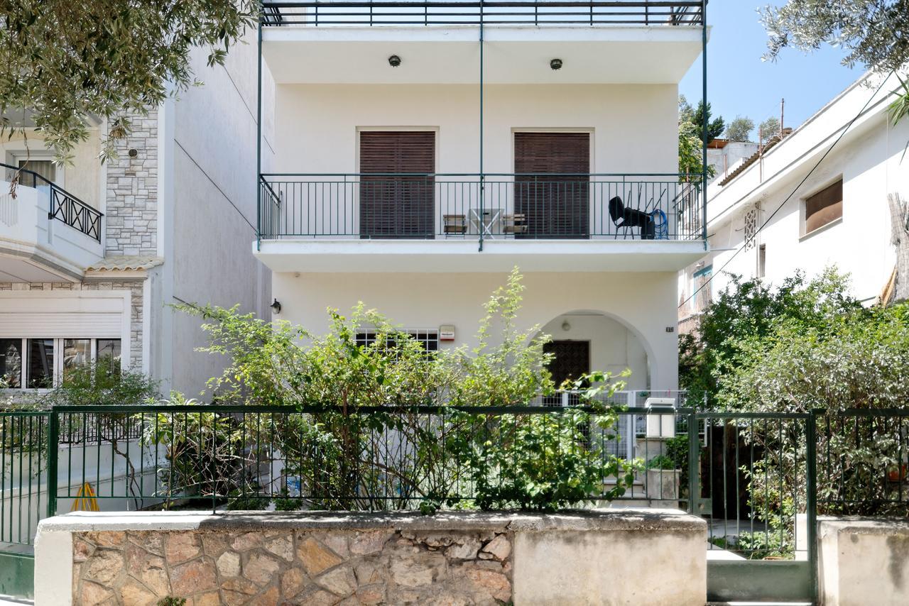 Kosta'S Cottage House Атина Екстериор снимка